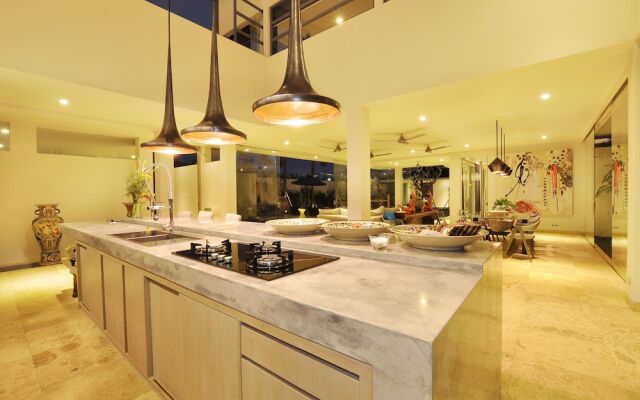 Posh Canggu Villa Ashley