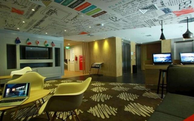 Ibis Gading Serpong