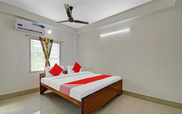 OYO 87280 Hotel Grand Eden