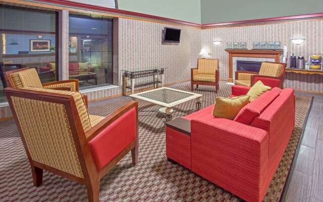 Days Inn by Wyndham Madison NE/Windsor