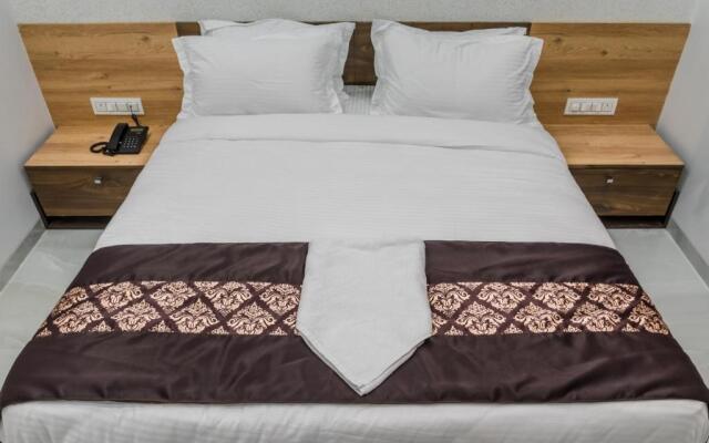 Meridian hotel Banquets and Rooms