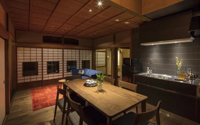 Hikoso-machi Kin no Ma