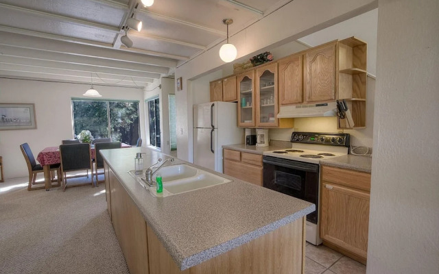 Village Pleasure 3 Bedroom Condo by RedAwning