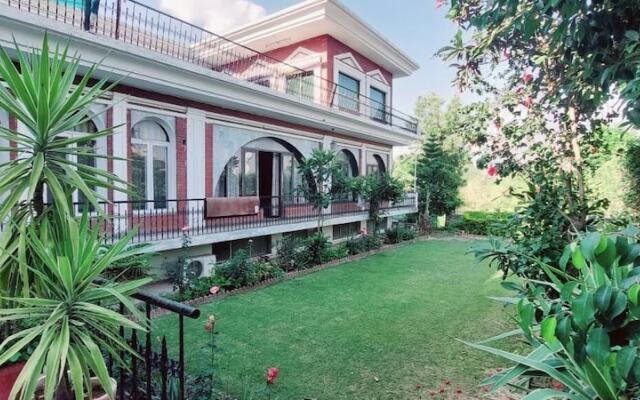 Mulberry Guest House F-10