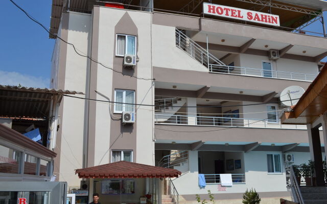 Hotel Sahin