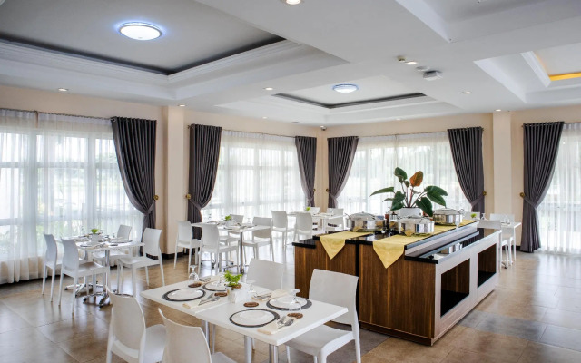 Sotogrande Iloilo Hotel