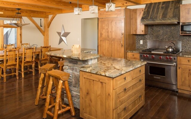 Big Sky - Little Plume Lodge