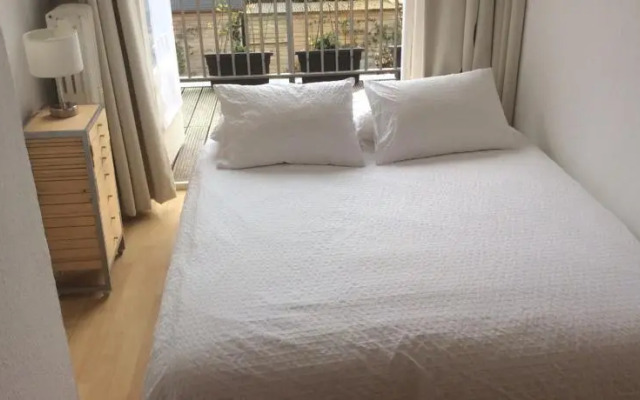 B&B Glancingview