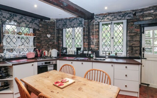 Hearthstone East Cottage