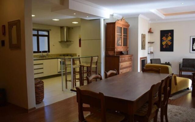 Apartamento Totalmente Equipado no Centro de Gramado