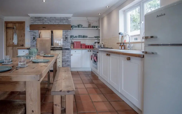 Highfield - 3 Bed - Llanmadoc