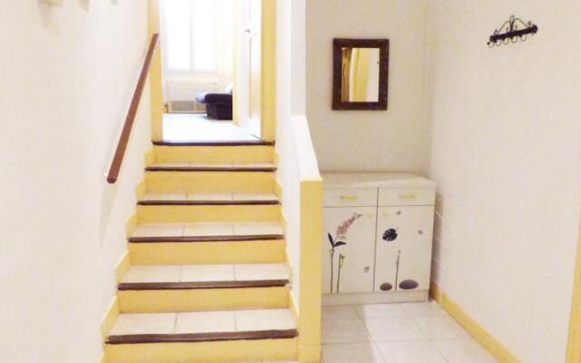 Livia Cannes Hotel de Ville FF39