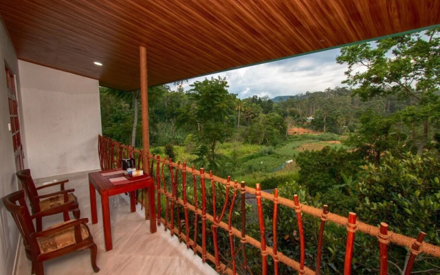 Ëlla Breeze Homestay