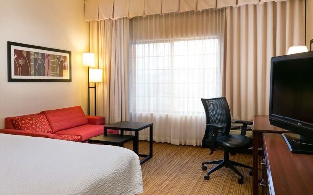 Courtyard Kansas City East/Blue Springs