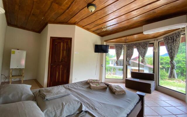 Bahía Ballena Rooms