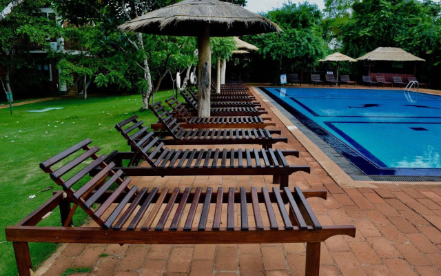 Camellia Resort and Spa