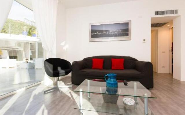 Niclas Luxury Apartments