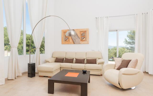 TALAIOT 25 - Villa with private pool in INCA. Free WiFi