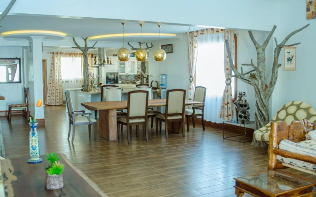 Queens Chateau Boutique Villa