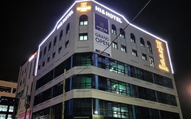 hotelImage