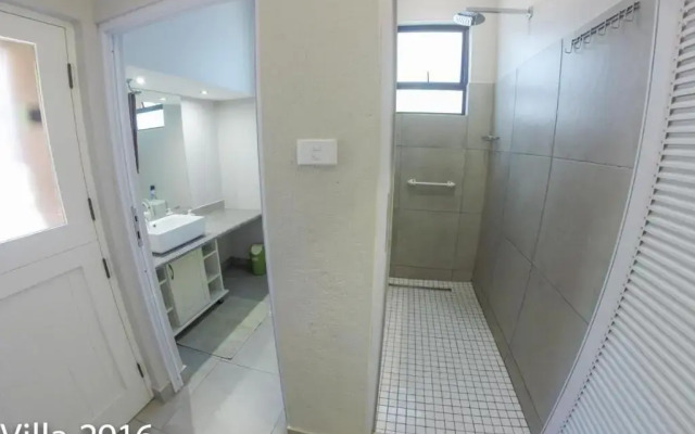 San Lameer Villa Rentals  2609