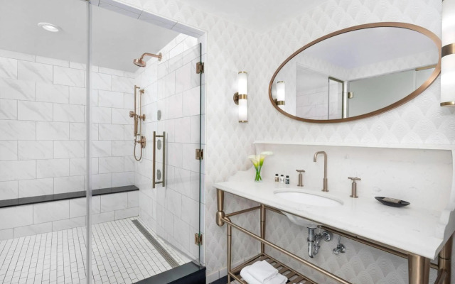 Hotel LeVeque, Autograph Collection
