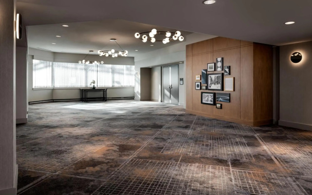 Sheraton Gateway Hotel In Toronto International Airport