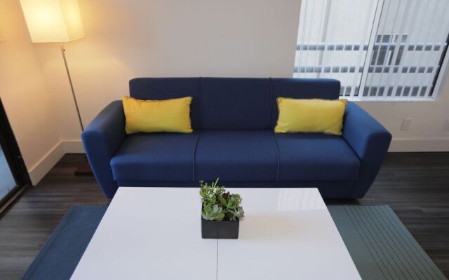 Hollywood Central Suites