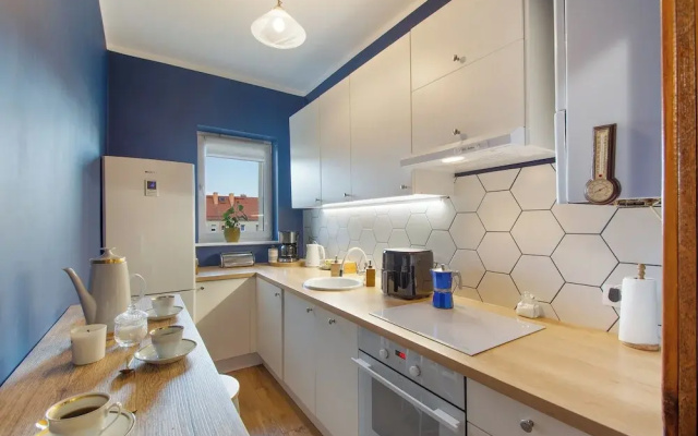 2 Bed Flat - Sleeps 8 - Parking - Wifi