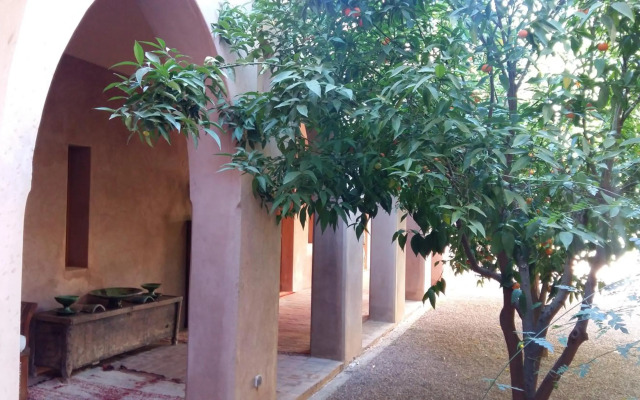 Palais Claudio Bravo