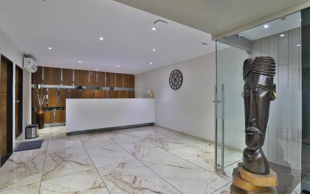 OYO Townhouse 560 Hotel Avalon