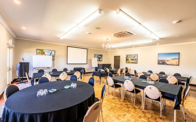 Parkes International Motor Inn