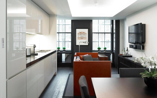 Grosvenor House Suites