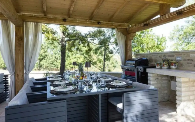 Villa Benedetto Comfortable Holiday Residence