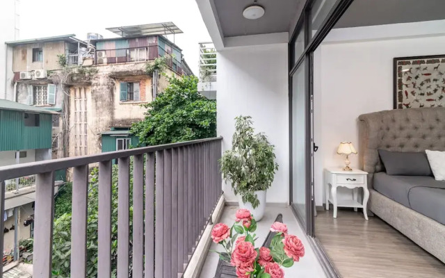 SAZIHOME Le Thanh Tong Hanoi