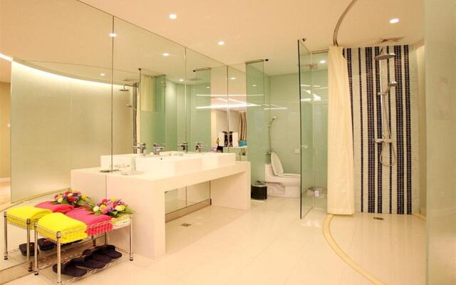 Hong Wei Yi Jia Beijing Asian Game Village