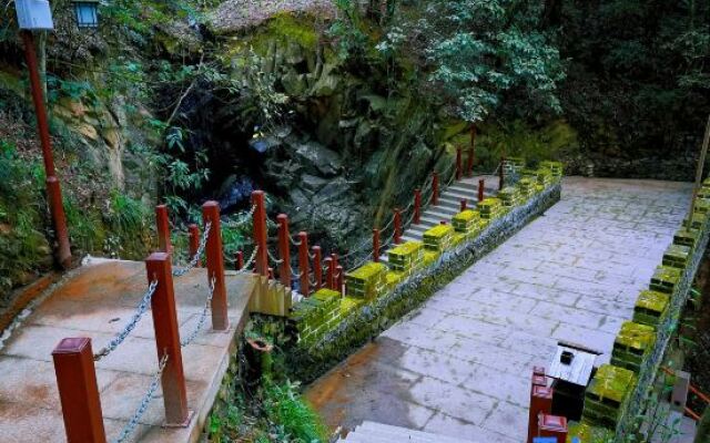 JiangShen Grass Pavilion