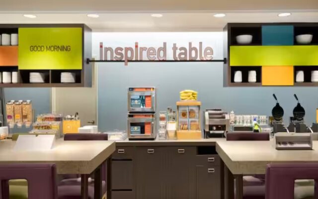 Home2 Suites by Hilton Phoenix Downtown