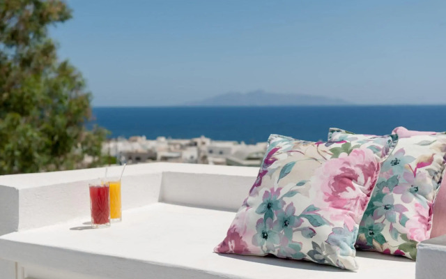 Mar n Mar Crown Hotel and Suites