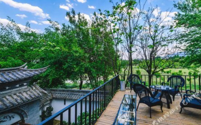 Blue Stream Washe Hostel