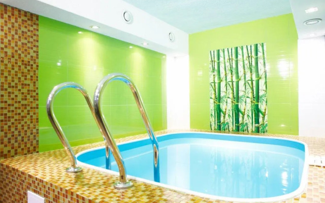 Трак Хаус Гостиница