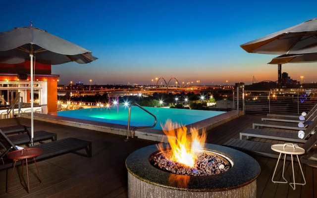 Canvas Hotel Dallas