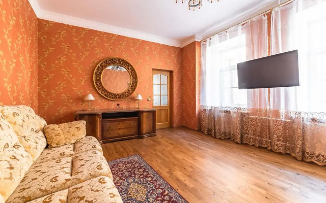 Тайна старого двора