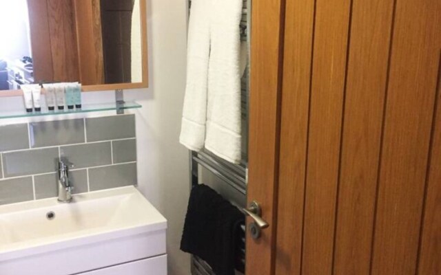 Modern 1 Bedroom Apartment in Central Bristol