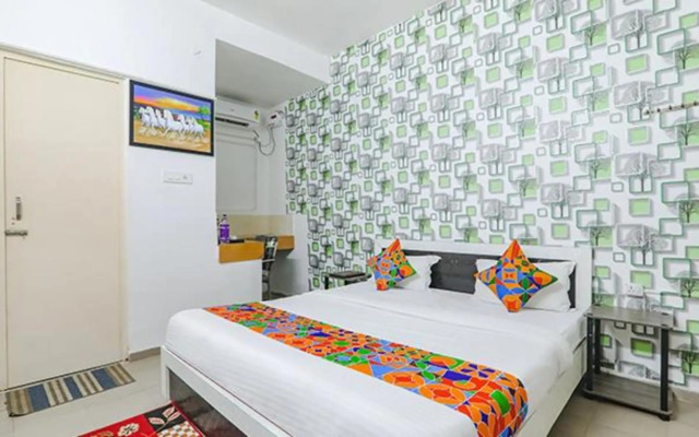 Super OYO Flagship 92280 Hotel Ashiyana Inn