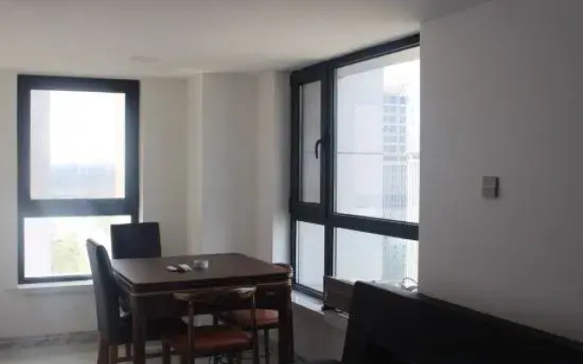 Su·Yijing Light Luxury Apartment (Fufu Road Branch)