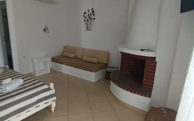 Theofanis Studios