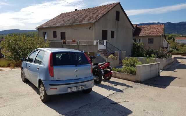 Apartment Lavcevic