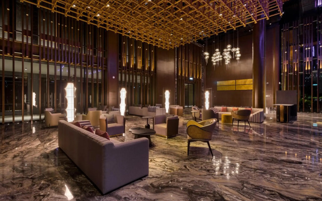 M Resort & Hotel