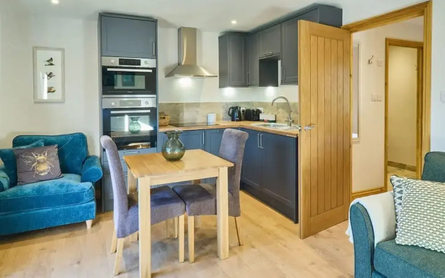 Host Stay Cobnut Barn